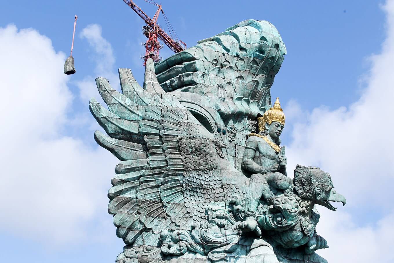 Гаруда. Гаруда-Вишну-Кенчана статуя. Гаруда Бали. Garuda Wisnu Kencana. Гаруда скульптура.