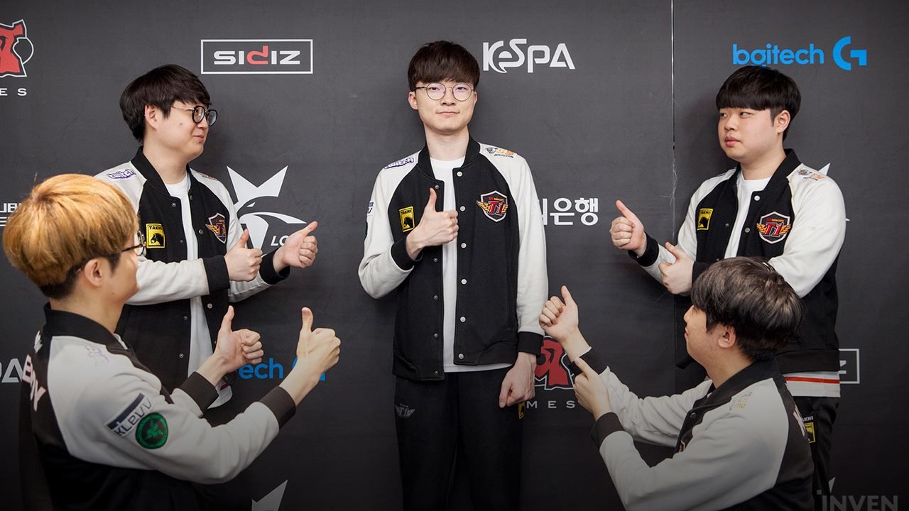 skt t1 nike